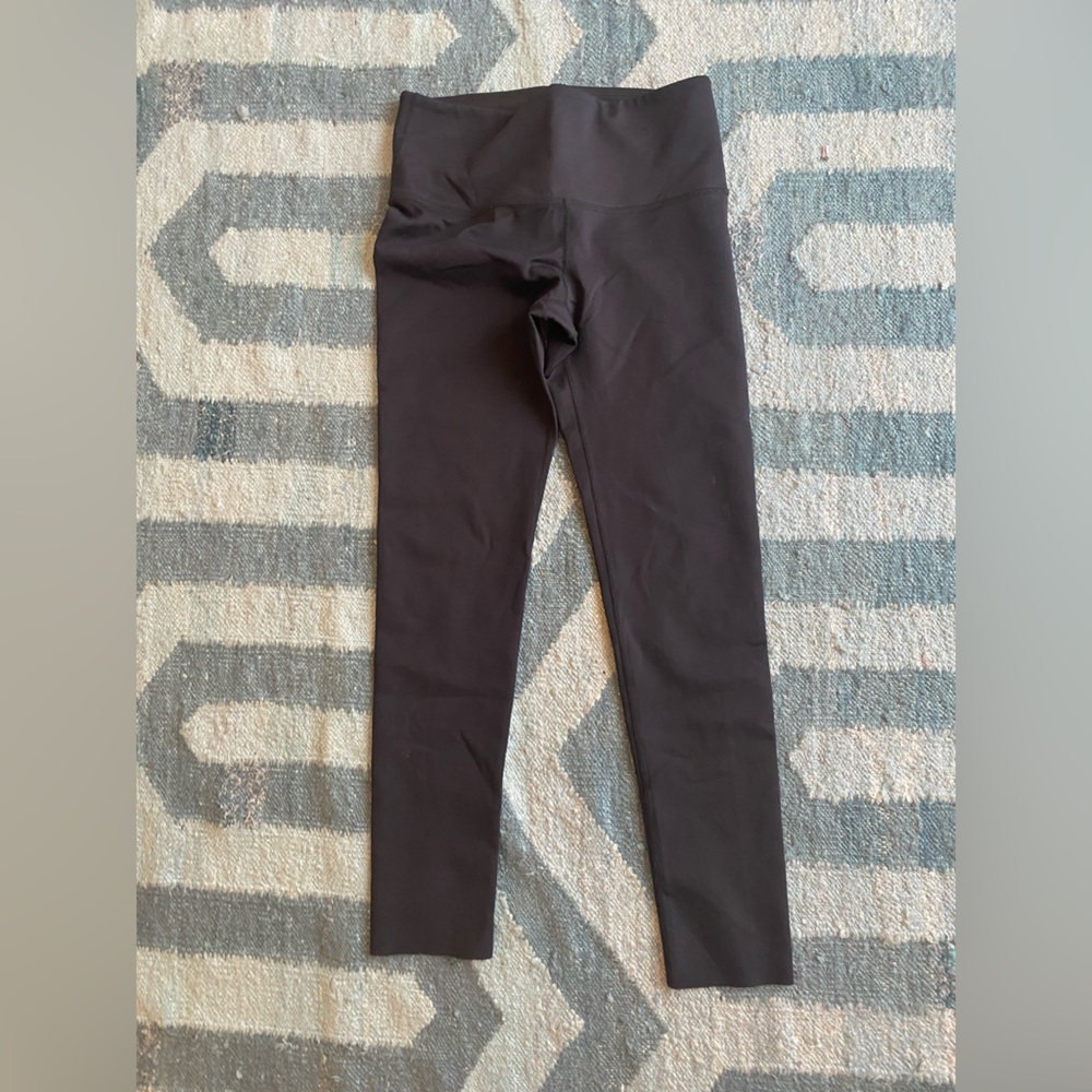 Noli yoga pants, black, size M.